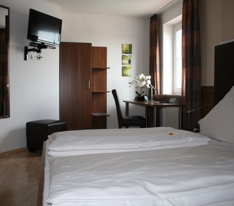 Double room single occupancy